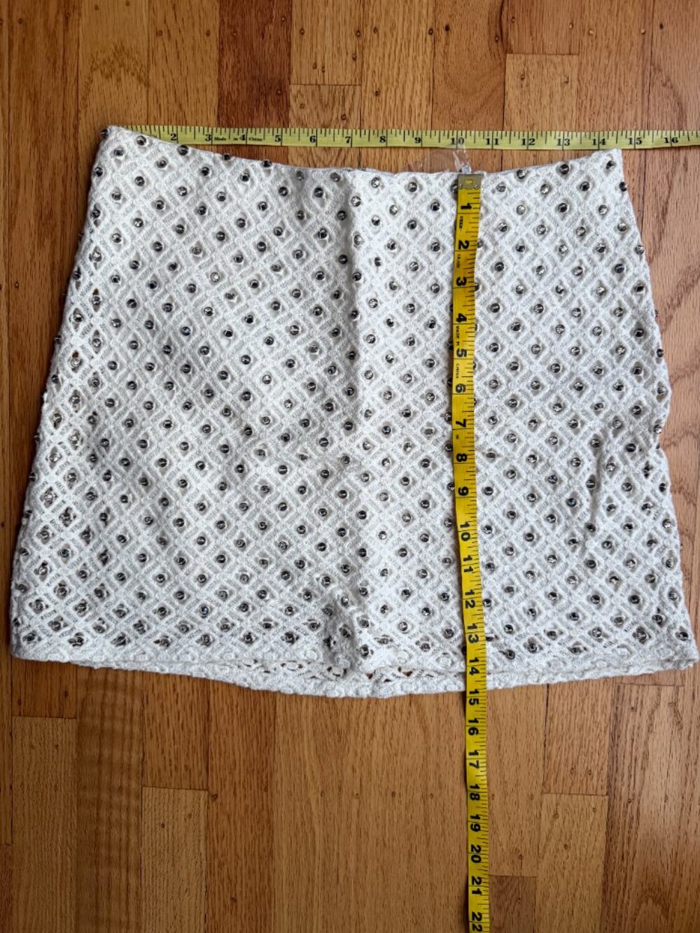 Zara White Embellished Crochet Mini Skirt - Size Small - Picture 5 of 9